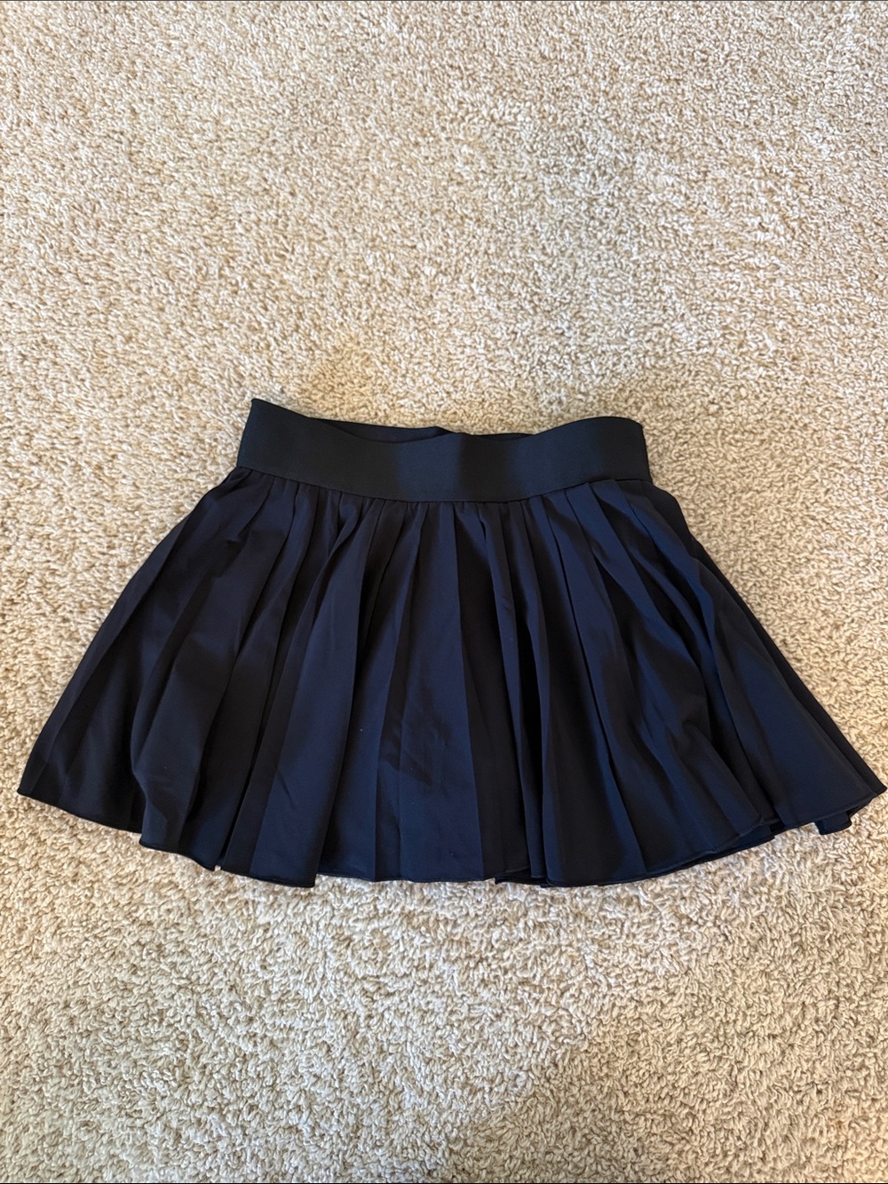 Aritzia Black Pleated Athletic Skort